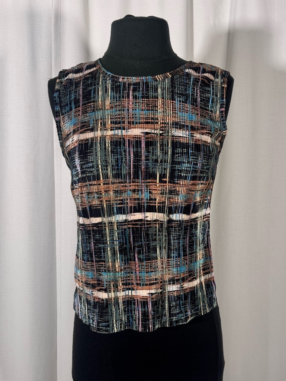 Vintage Plissé Abstract Print Pleated Top